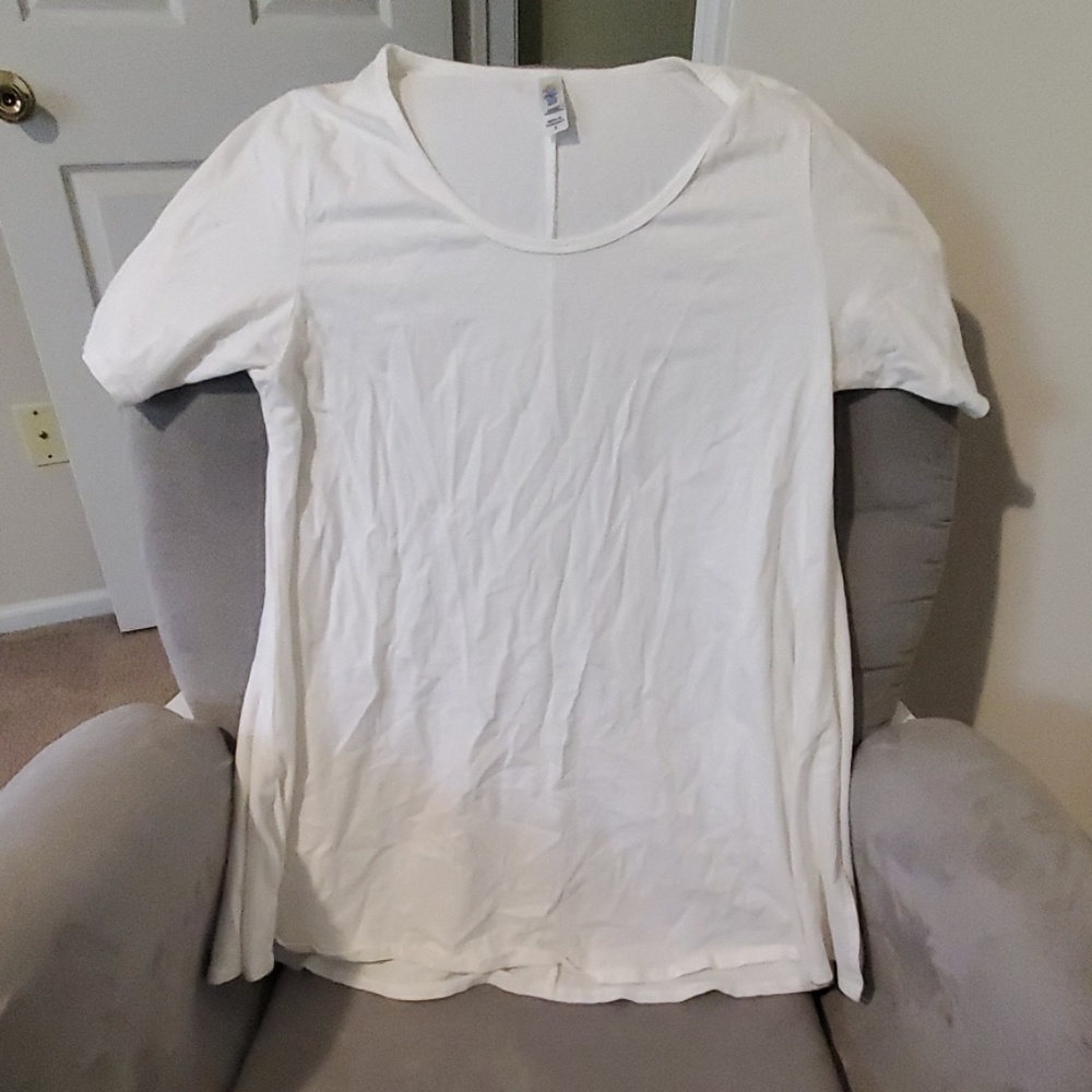 Lularoe T shirt